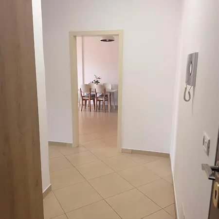 218 Malia Azure Nook Апартаменты Дуррес